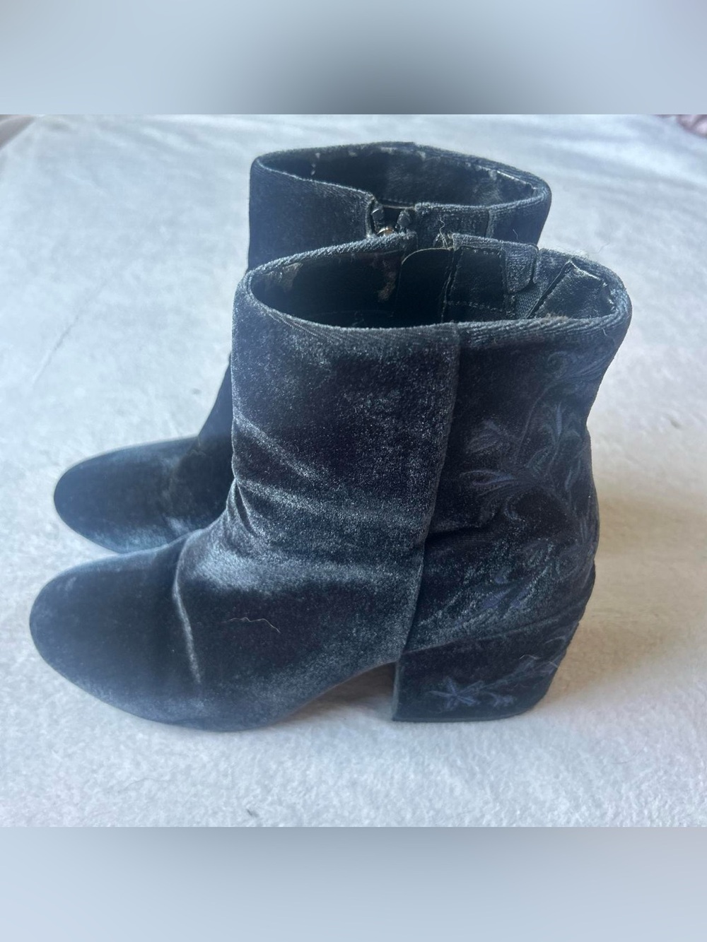 kenneth cole suede ankle booties